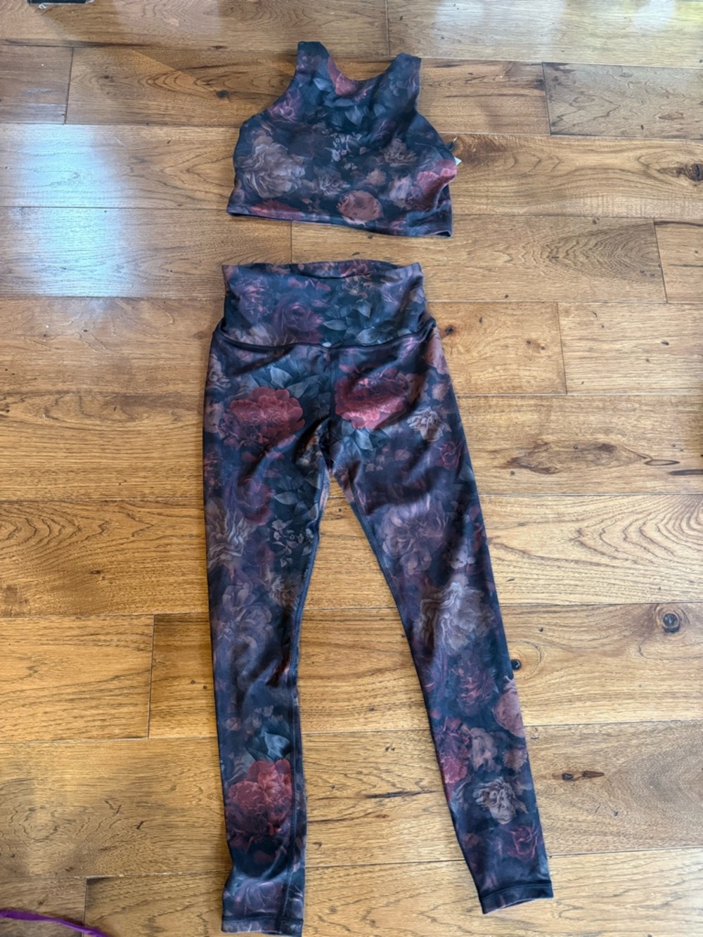 Athleta Dark Rose Floral Printed Tights - Black & Deep Rose